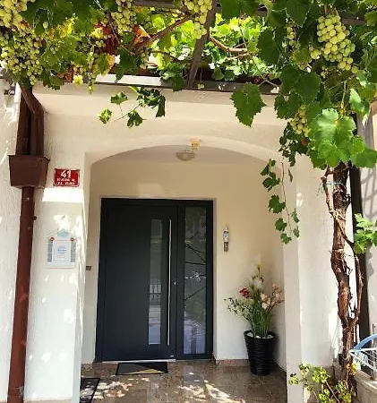 Comfort Bella Lucia Διαμέρισμα *